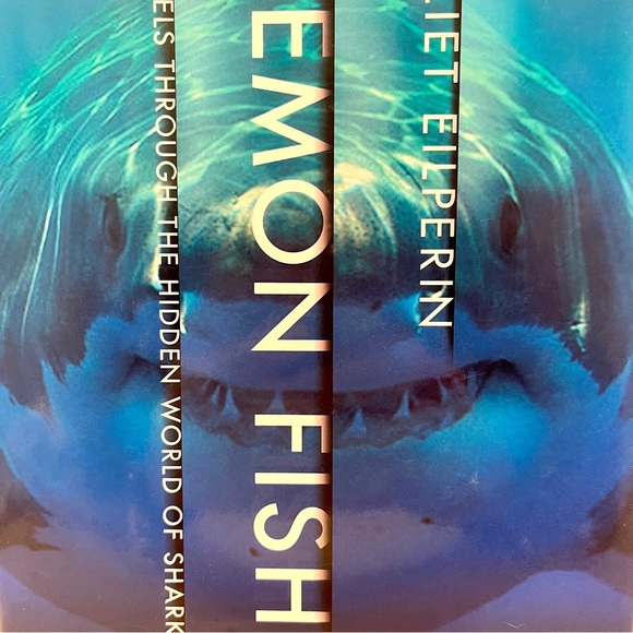 Demon Fish Book Hardcover W/dust-jacket NWT.Sharks! - Picture 3 of 6